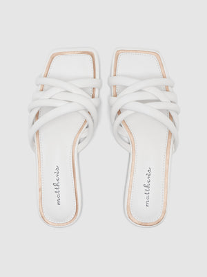 Alona Flat Slides