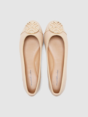 Ricci Flat Ballerinas