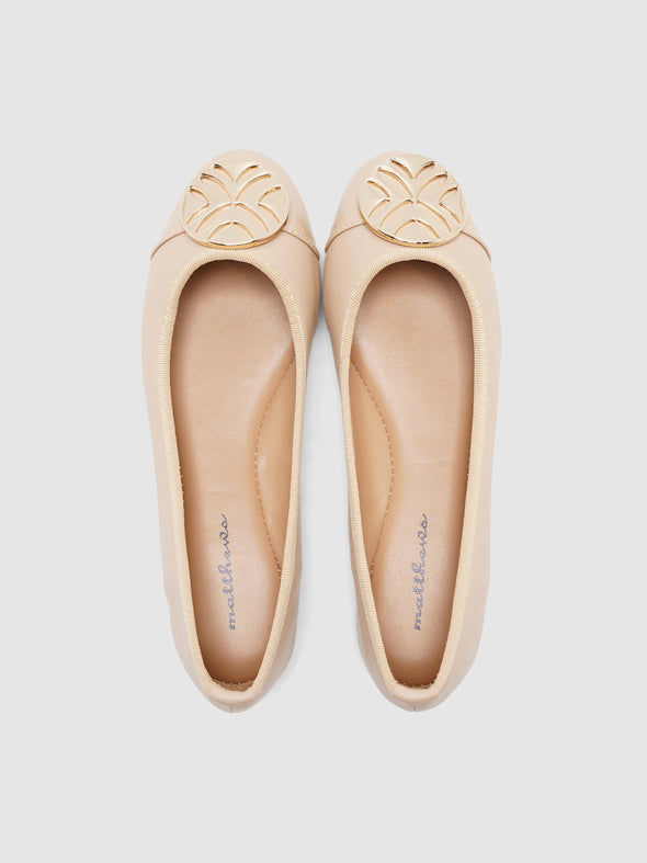 Ricci Flat Ballerinas